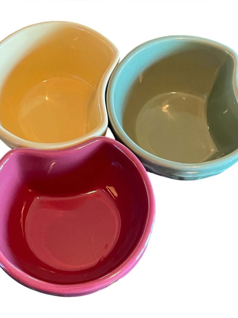 Longaberger Bowls set of 3 fitted paprika yellow sage green